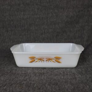 Vintage Anchor Hocking Fire-King White 9x5 Milk Glass Casserole Pan Wheat USA